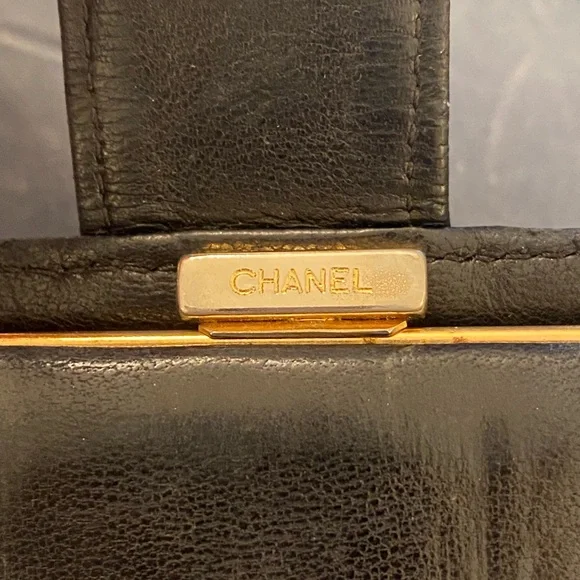 CHANEL Caviar Long Wallet